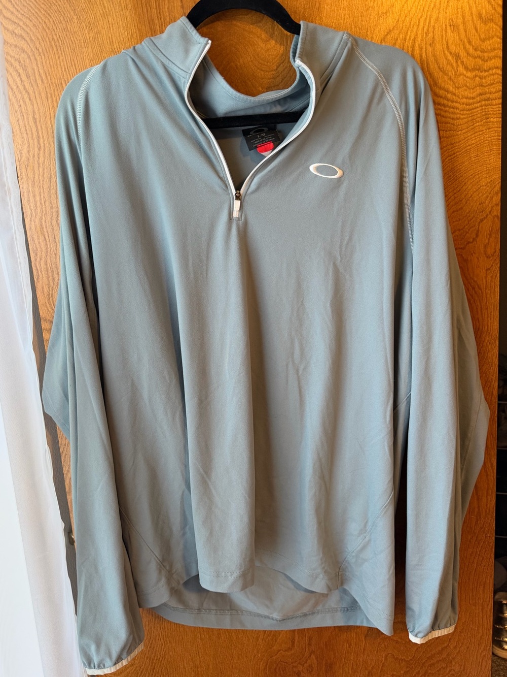 L Oakley Hydrolix long sleeve quarter zip